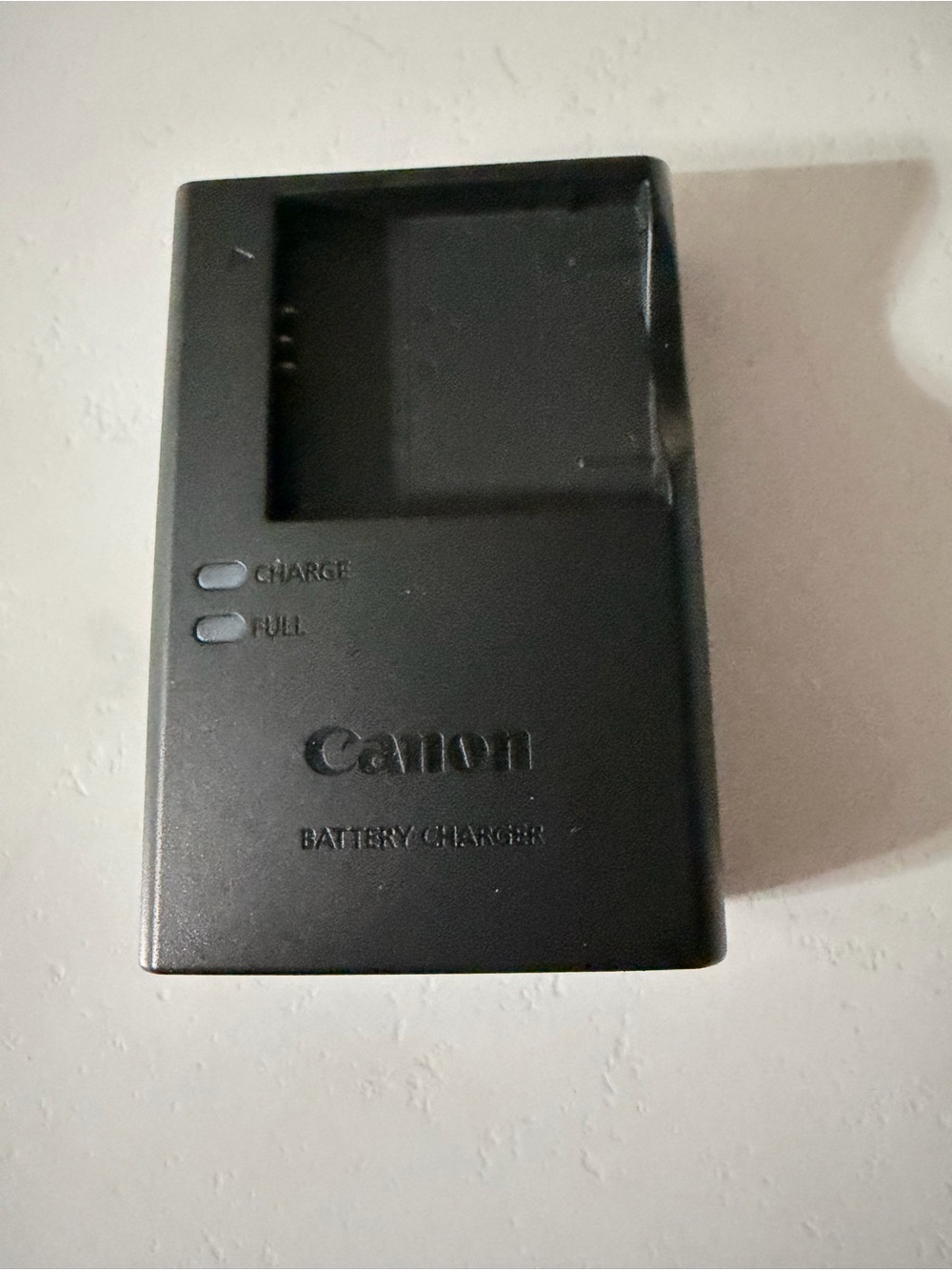 Canon power shot A3400IS Compact Digital Camera in Black with Red Carry Case - Picture 9 of 11